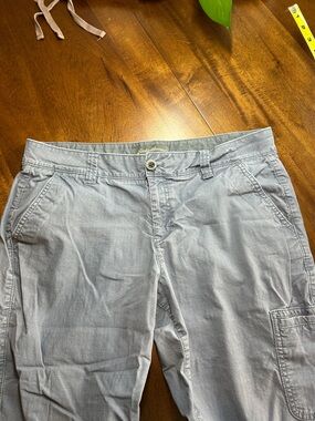 Faded Blue Eddie Bauer Casual Capris Pants